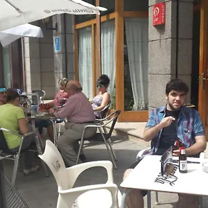 Pensión Galicia, Figueras